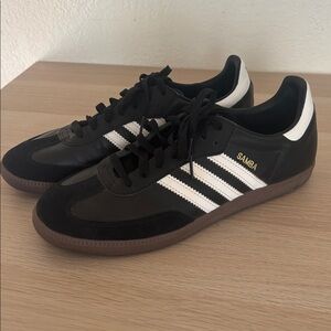 Adidas Samba Black and White Men's Size 10 Shoes Sneakers